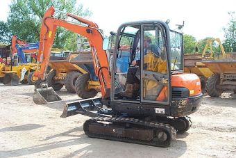Аренда мини экскаватора Hitachi ZX30 Hitachi ZX30