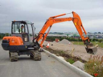 Аренда мини экскаватора Hitachi ZX50 Hitachi ZX50